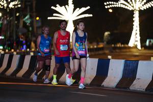 BIB: 4589, 43560, 45560
                            <button type="button" onclick="openModal(21157648)" class="btn btn-primary btn-sm float-right btn-popup" data-toggle="modal" data-target=".modal-high-quality">
                        <i class="fas fa-shopping-cart"></i> Add to Cart
                    </button>
                                            <button type="button" onclick="isThisMe(21157648, true)" class="btn btn-success btn-sm float-right btn-popup btn-isme hidden" data-toggle="tooltip" data-placement="bottom" title="นี่คือรูปของคุณใช่ไหม คลิกที่นี่เพื่อเอาเข้าอัลบั้ม">
                        <i class="fas fa-plus"></i> Add to album
                    </button>
                    <button type="button" onclick="isThisMe(21157648, false)" class="btn btn-warning btn-sm float-right btn-popup btn-isnotme hidden">
                        <i class="fas fa-ban"></i> Remove from album
                    </button>
